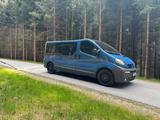 Opel Vivaro Camper-Ausbau: Bett + Regale  - Wohnmobil mit 9 Schlafplätzen
