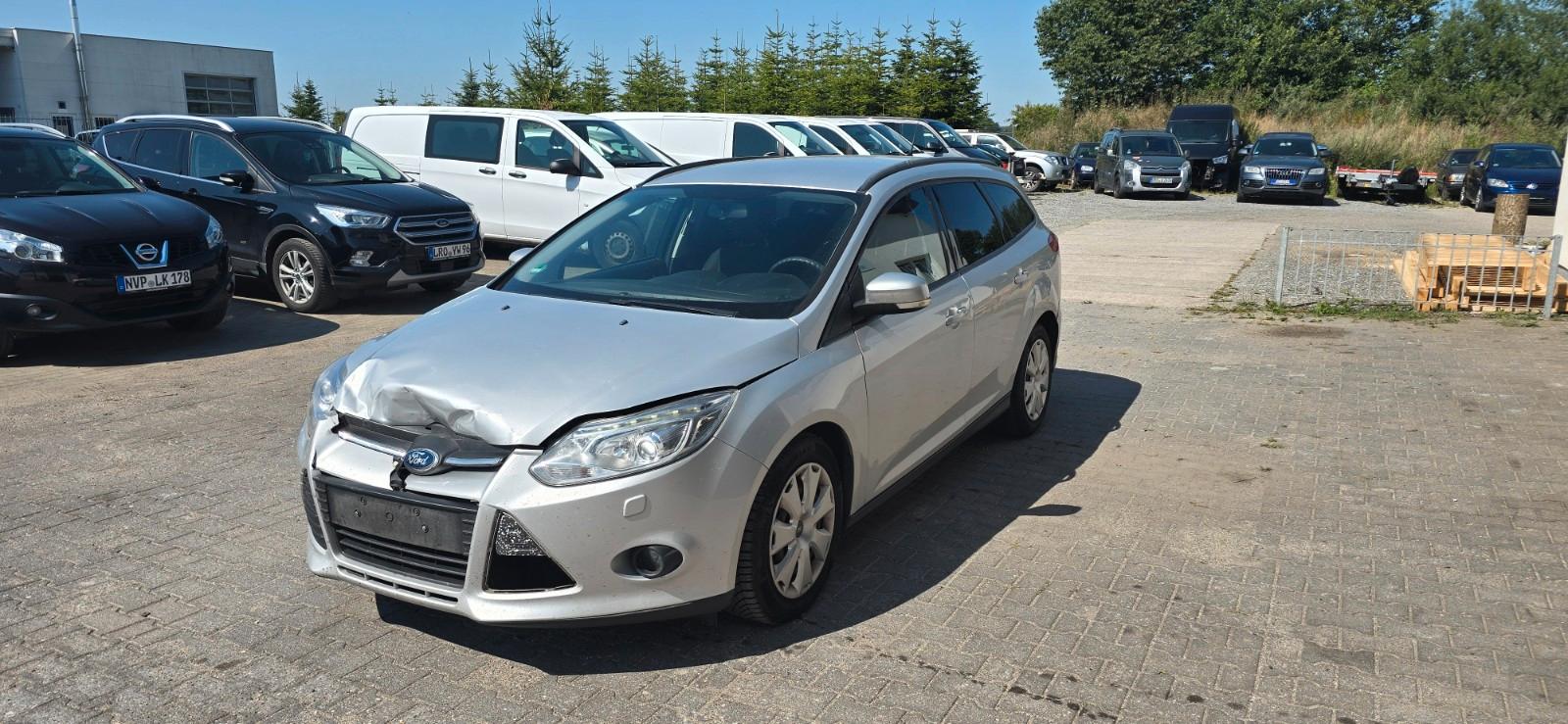 Ford Focus 2012 — photo 7