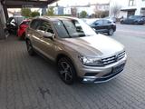Volkswagen Tiguan Highline 4Motion LED NAVI SHZ ALCANTARA - VW Tiguan Gebrauchtwagen in Augsburg