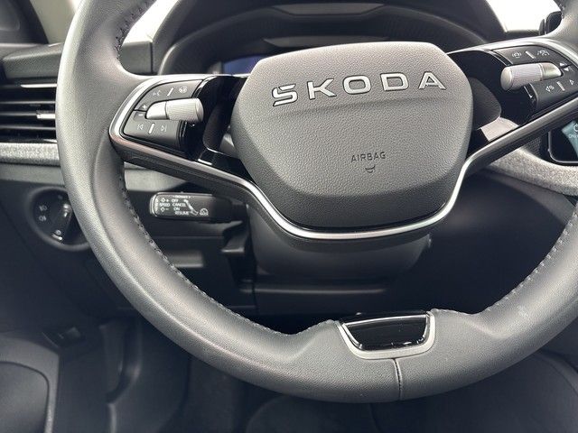 Kamiq 1.0 TSI Selection DSG BLACK+AHK+MATRIX