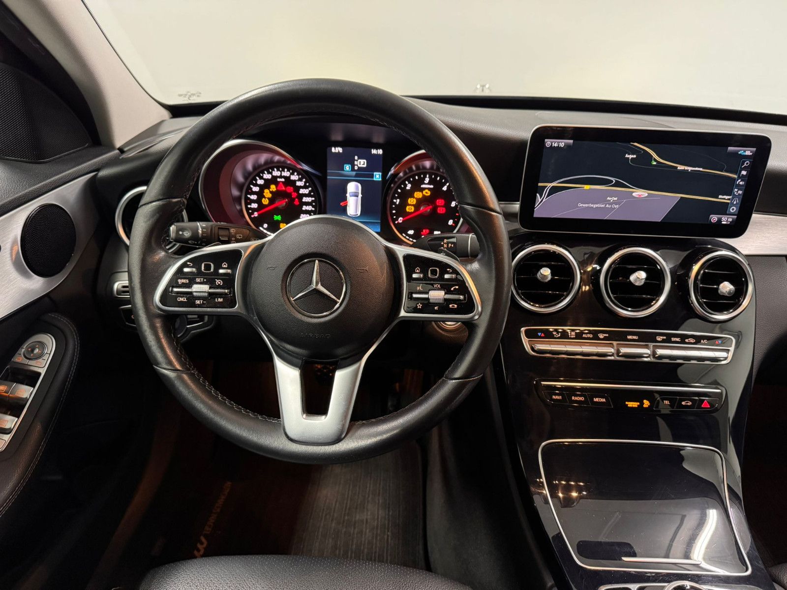 Fahrzeugabbildung Mercedes-Benz C 220 d T Autom. *AVANTGARDE*LUXURY*NAVI*SH*