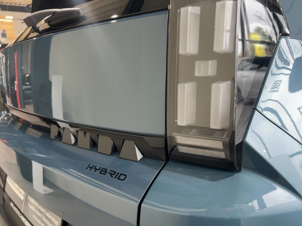 Fahrzeugabbildung Fiat Grande Panda Business Edition Hybrid, Navi, PDC,