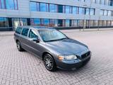 Volvo VOLVO V70II 2.4 FACELIFT 5GANG TEMP. XENON... - gebrauchte Volvo V70 aus dem Jahr 2007