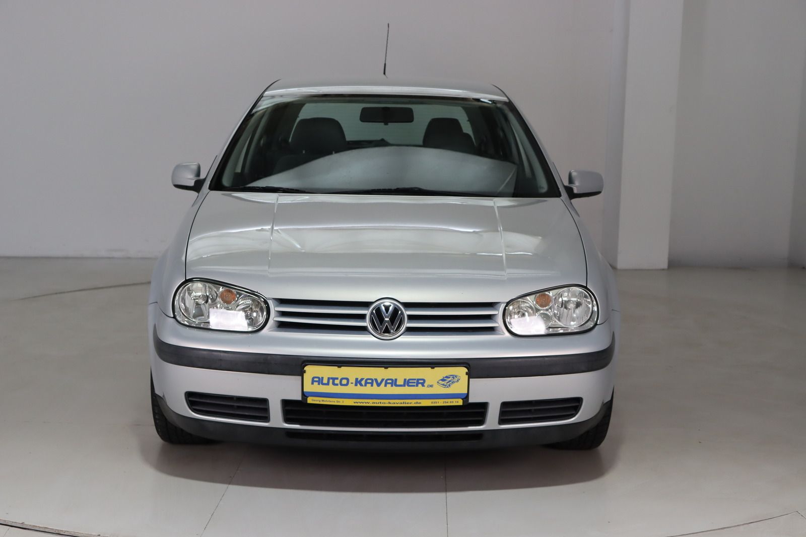 Fahrzeugabbildung Volkswagen Golf 1.6 * Klima *
