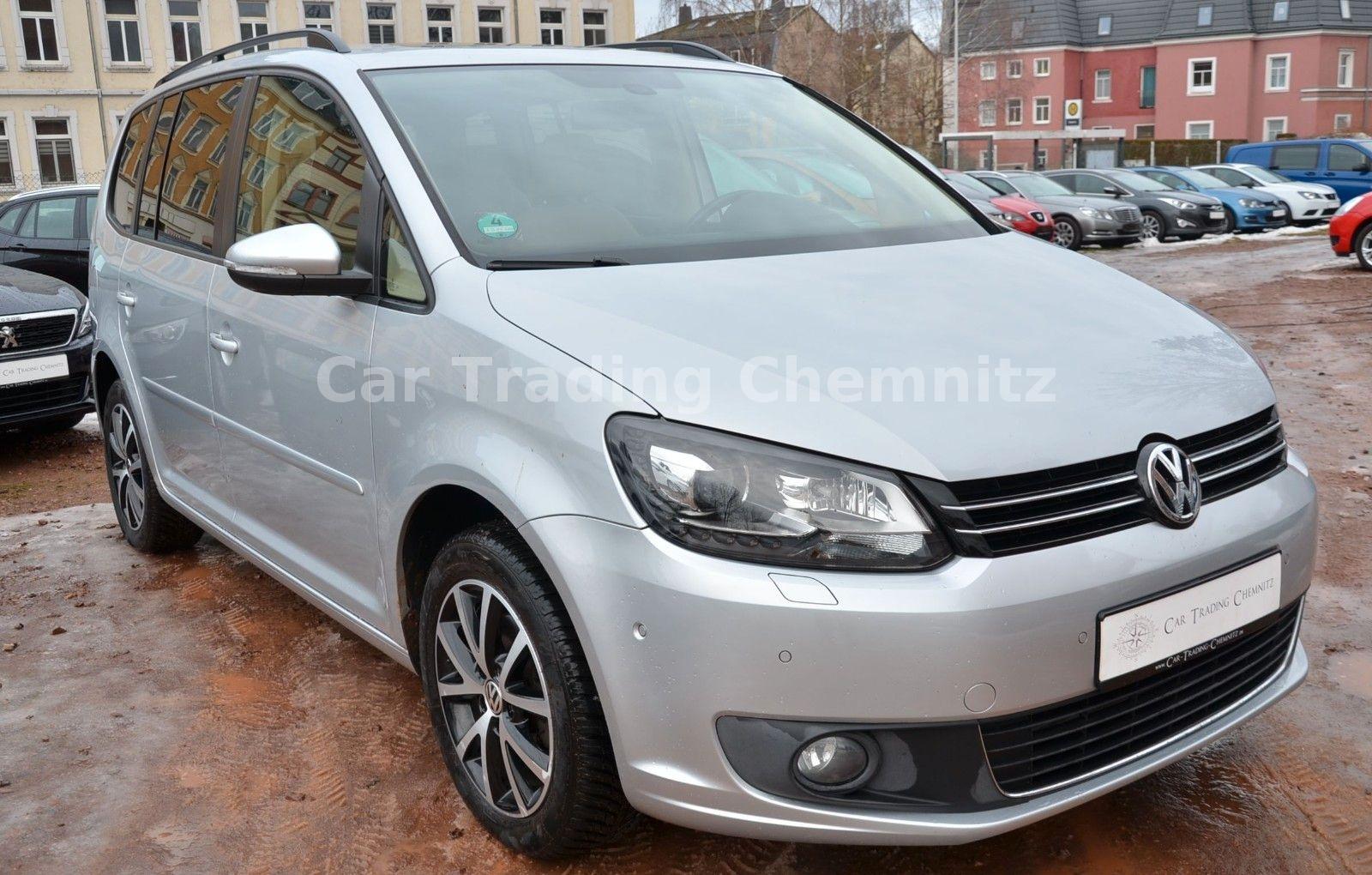 Volkswagen Touran 1.6 TDI Automatik Sitzheizung Bi-Xenon