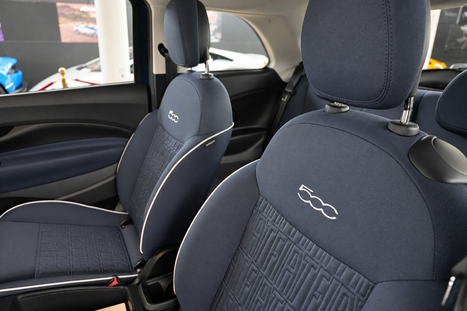 Fahrzeugabbildung Fiat 500 e Action *Klima*Sonderlackierung*Bluetooth