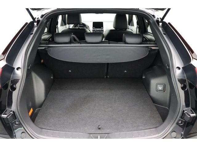 Fahrzeugabbildung Mitsubishi Eclipse Cross 2.4 Plus Select Black Hybrid 4WD