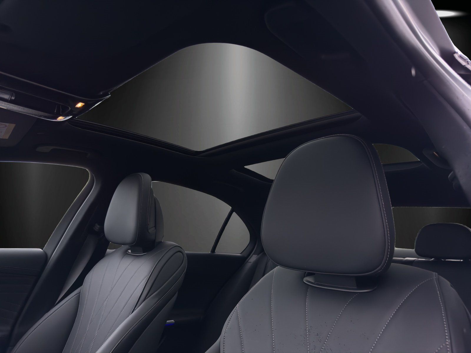 Fahrzeugabbildung Mercedes-Benz C300d 4M AMG Pano MAGNO Memo DISTR KeyGo AHK HUD