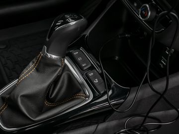 Opel Crossland 1.2 Innovation Sicht-Paket Navi