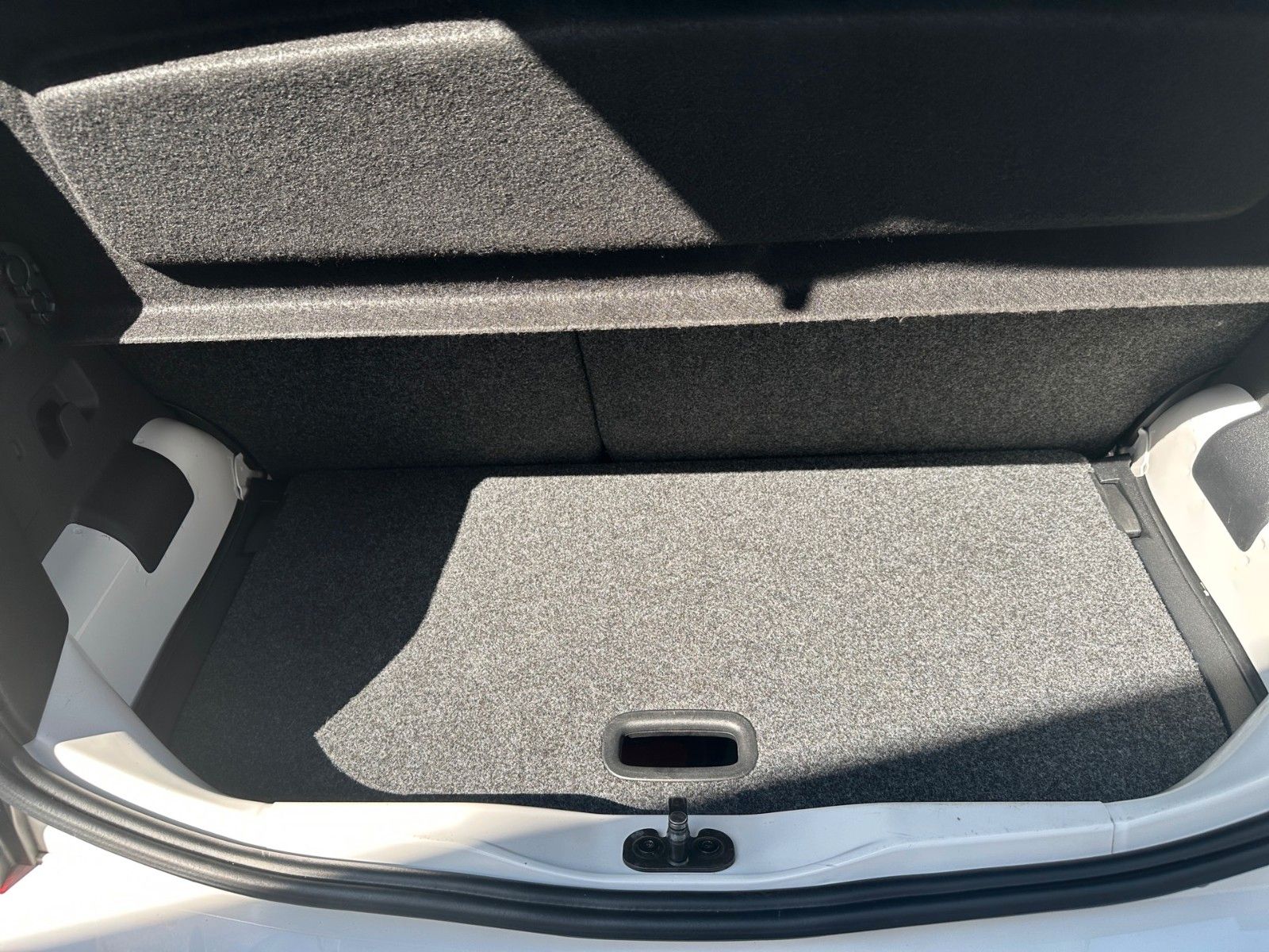Volkswagen up! cup up! – Bild 7