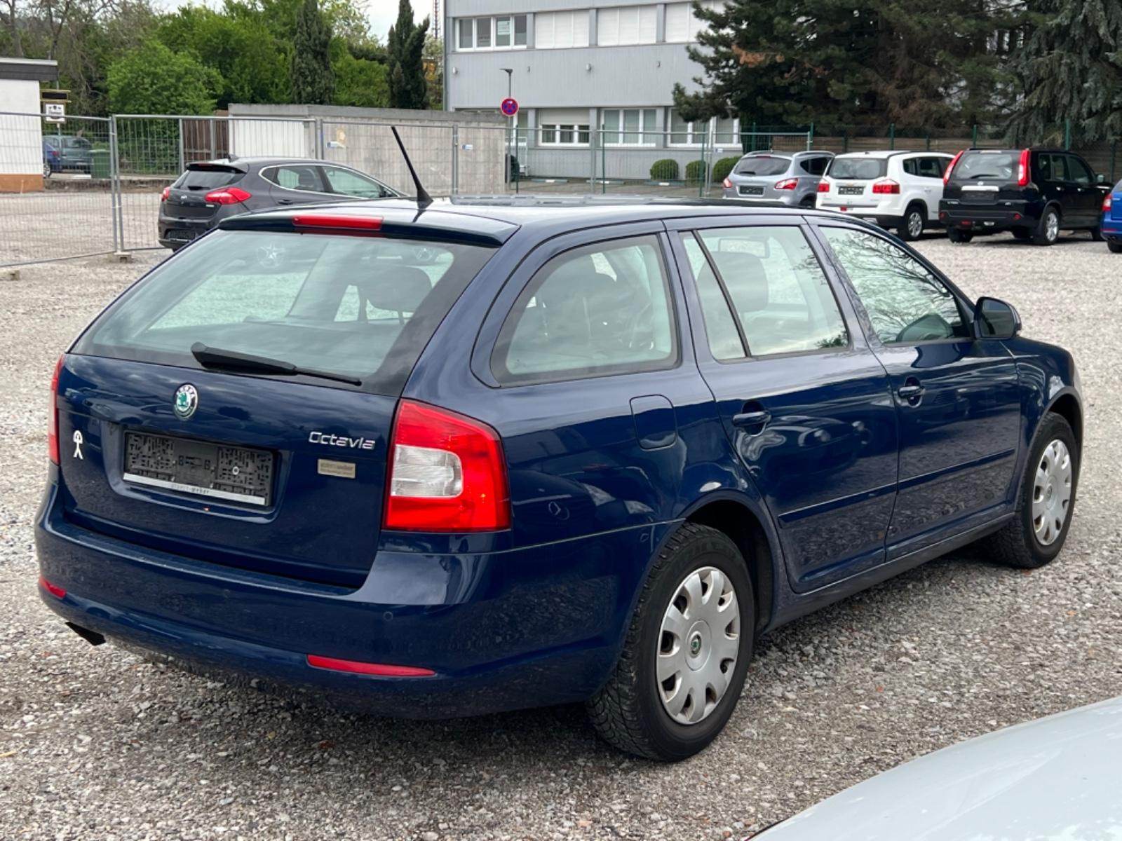 Skoda Octavia 2011 — photo 6