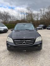 Mercedes-Benz ML 320 CDI*AHK*AMG-Sportpaket* - Mercedes-Benz ML 320 mit Diesel-Antrieb: Geländewagen, Automatik