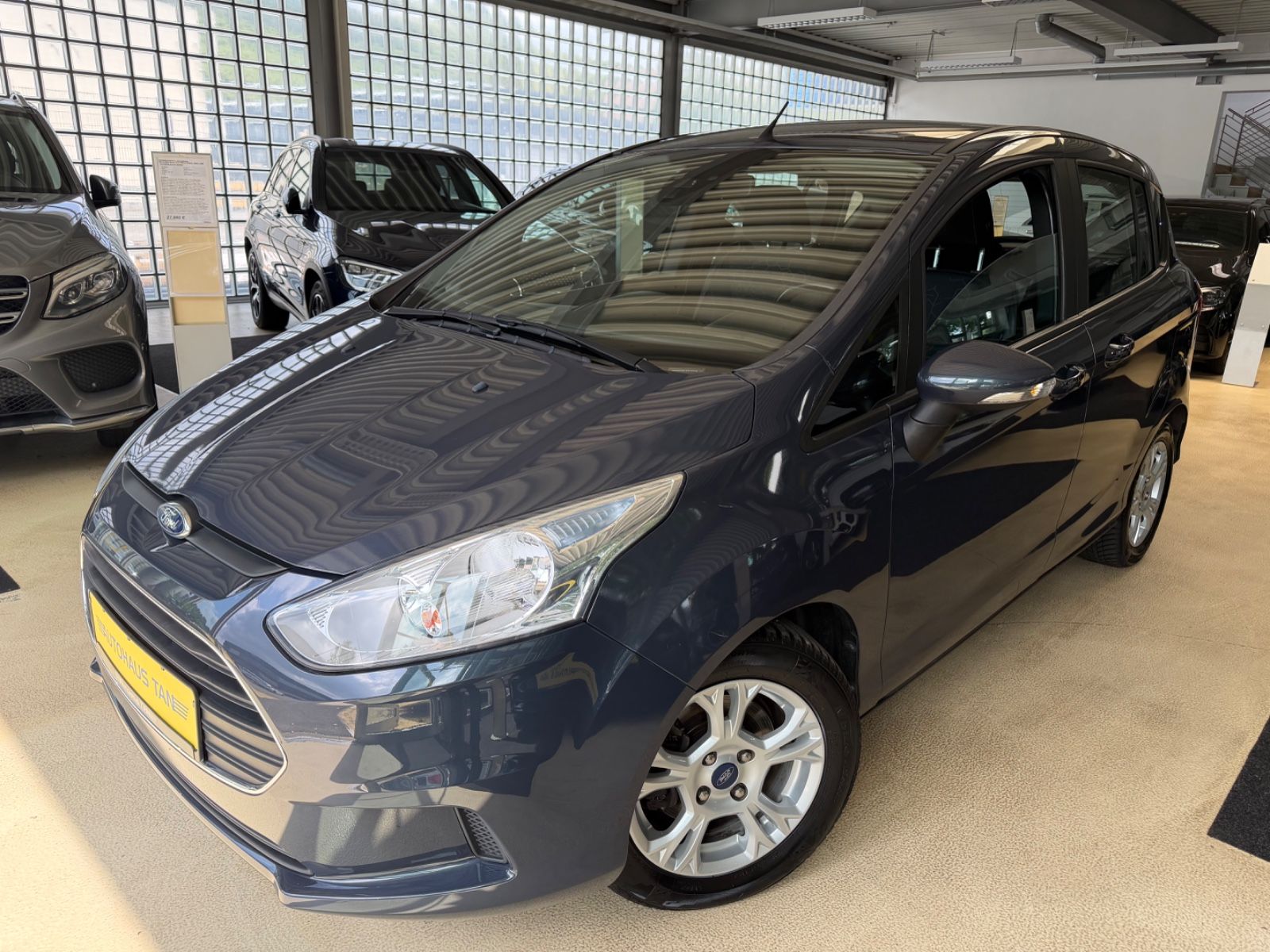 Fahrzeugabbildung Ford B-Max B-MAX Sync Edition