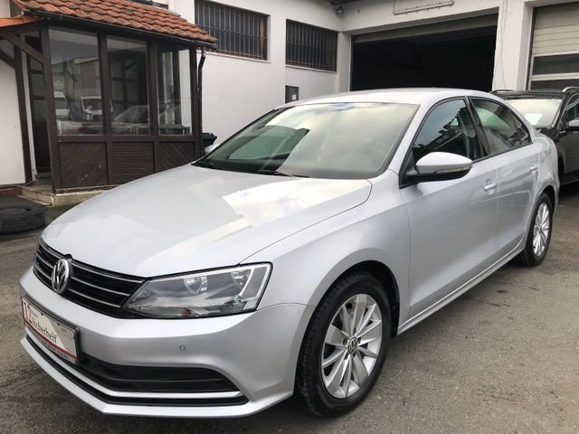 Volkswagen Jetta VI Basis BMT - AHK PDC KLIMA