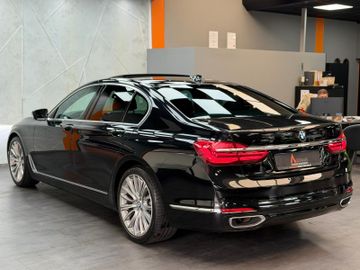 BMW 730 - 6
