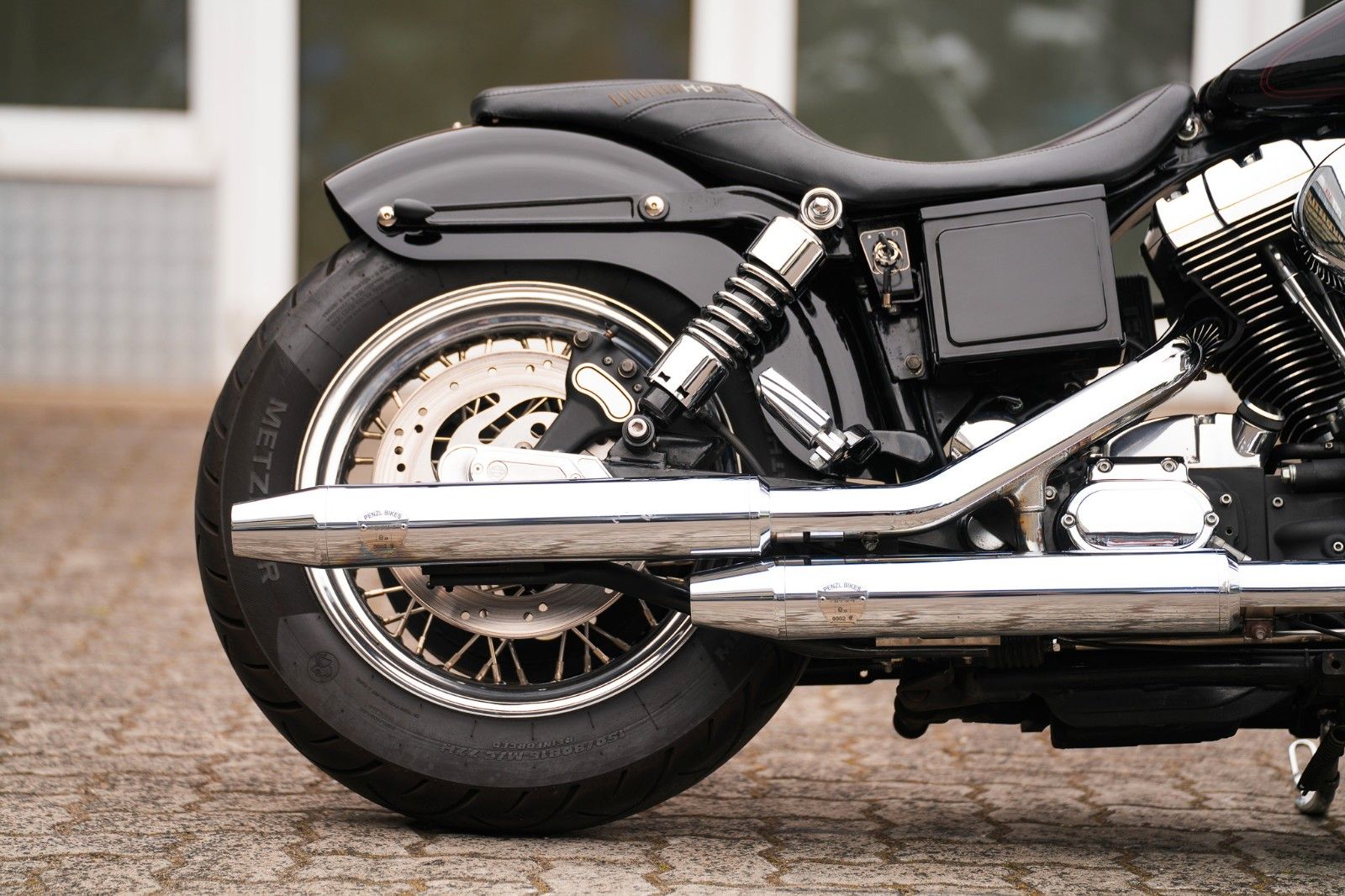 Fahrzeugabbildung Harley-Davidson FXDL Dyna Low Rider Twin Cam 88 - Penzl -