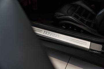 صورة مصغرة 22 لـ 2017 Ferrari GTC4LUSSO