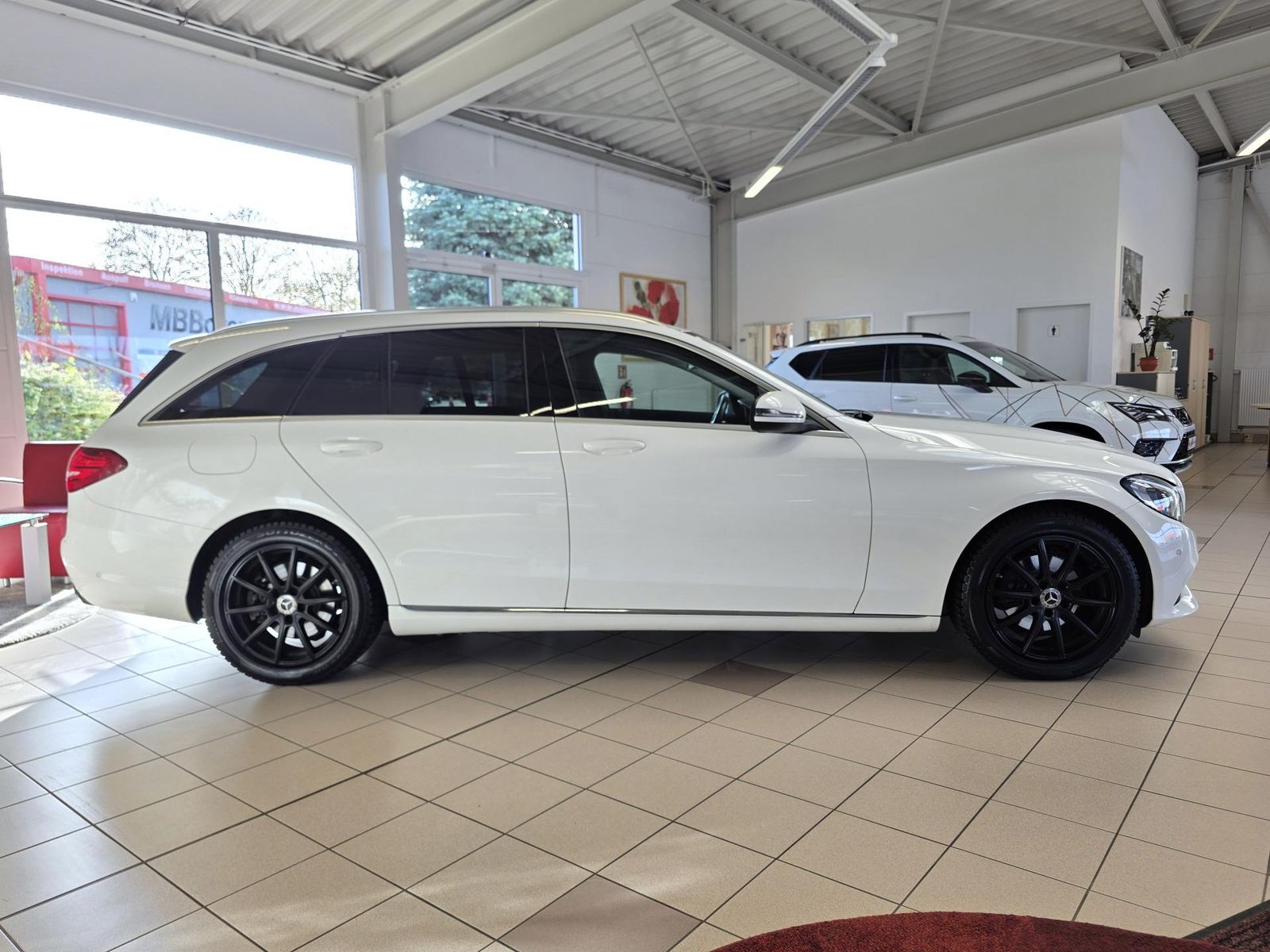 Fahrzeugabbildung Mercedes-Benz C180T Autom. /LED/Navi/3x Klima/Totwinkel/CAM