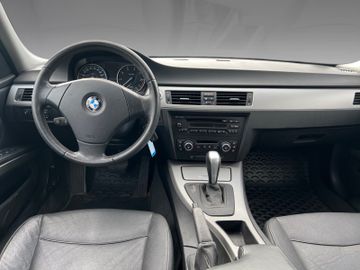 BMW 318 - 12