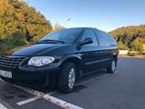 Chrysler Grand Voyager Classic 2.8 CRD Autom. Classic - Chrysler Grand Voyager: Crd