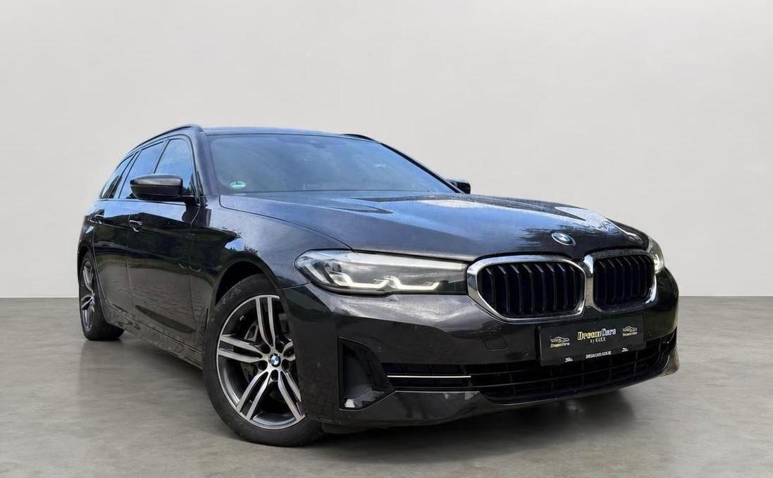 BMW 530d xDrive M-Sport PANO/AHK/LEDER/KEYLESS
