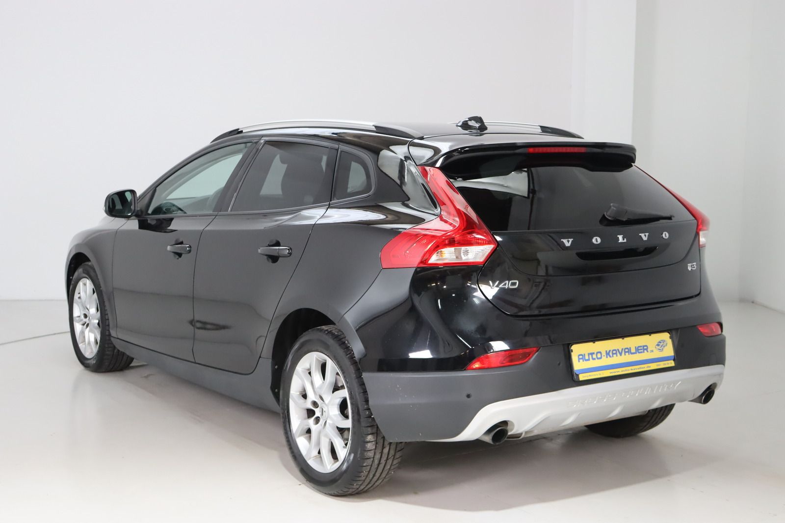 Fahrzeugabbildung Volvo V40 Cross Country * LED * Navi * RFK
