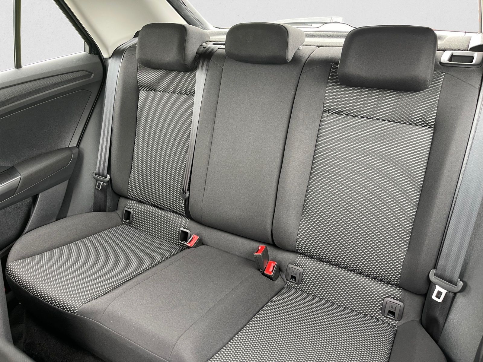 Volkswagen T-Roc - Bild 9