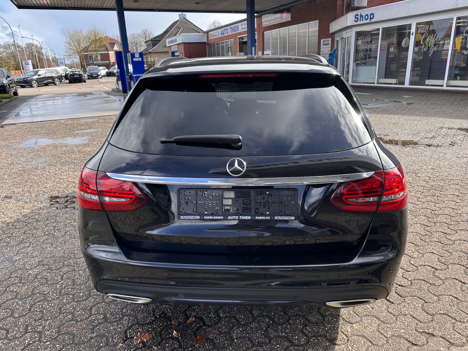 Fahrzeugabbildung Mercedes-Benz C 300 T-Modell AMG Line Night/AHK/LED/Navi/eHeck