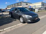 Opel Astra J Sports Tourer Edition AHK FINANZIERUNG - Opel Gebrauchtwagen Finanzierung