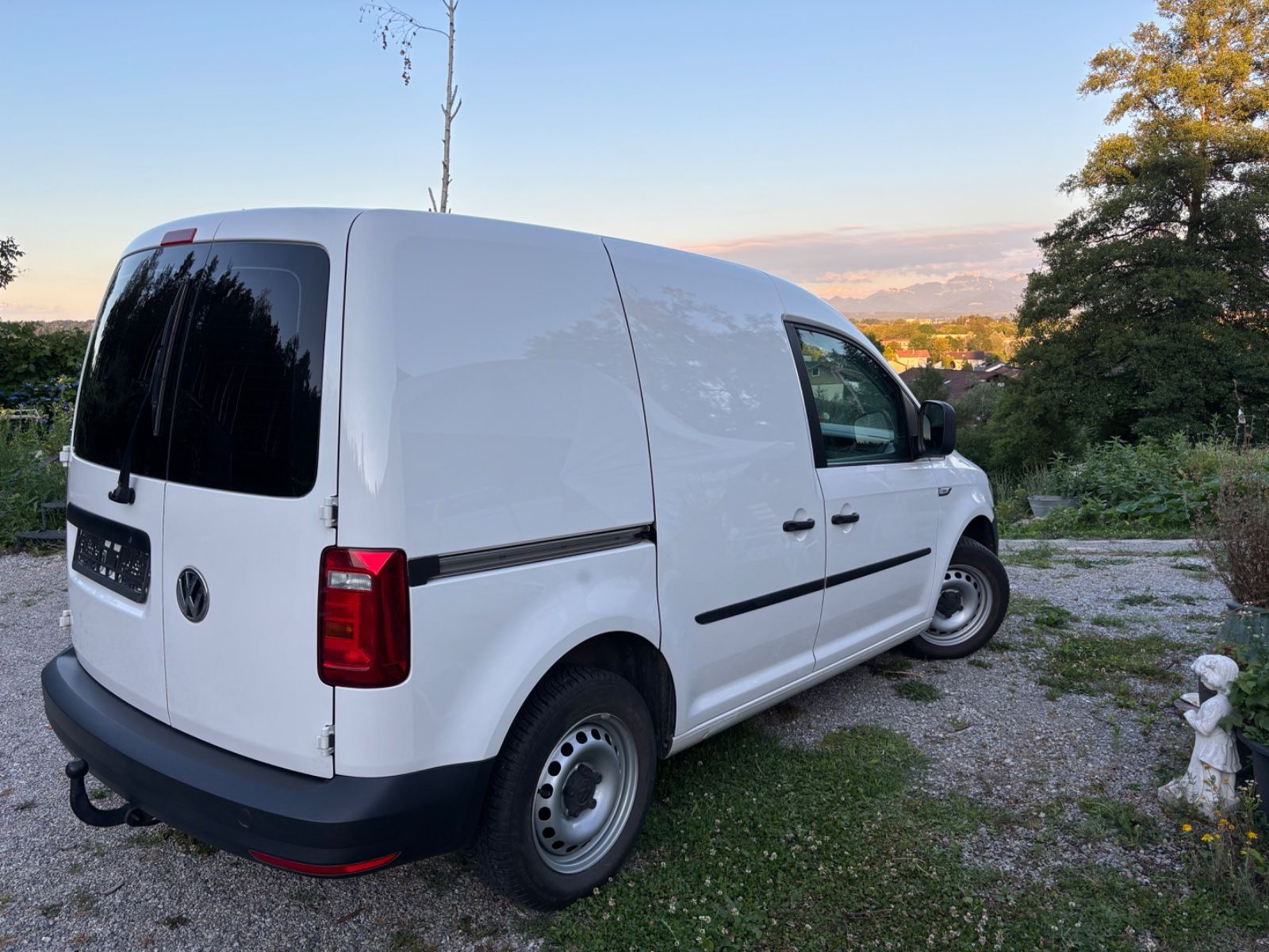 VW Caddy Kasten, AHK, Klima, Navi