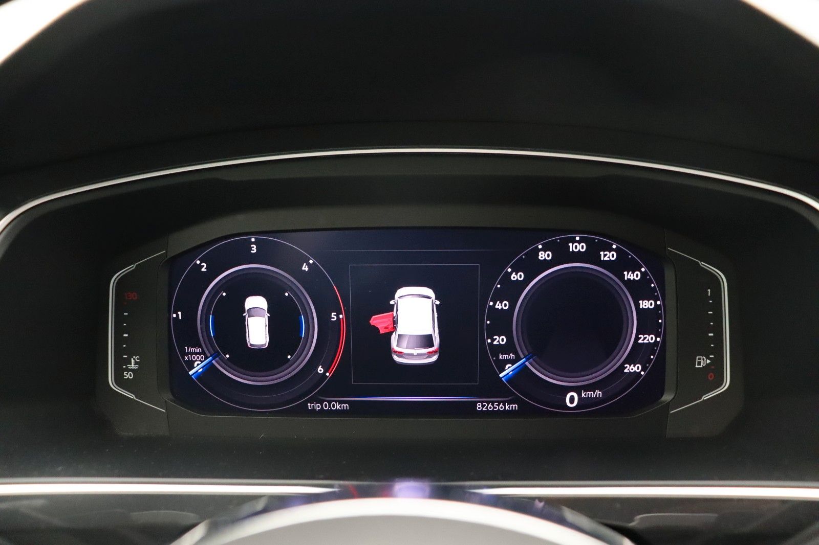 Fahrzeugabbildung Volkswagen Tiguan Highline 4M R-Line Black Style Head-upLED