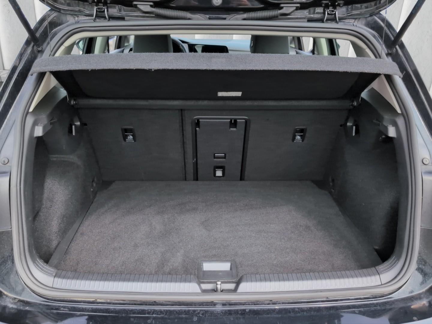 Volkswagen Golf VIII Life 1.0TSI*ACC LED Navi VKZ-Erk 2xPDC, миниатюра 10