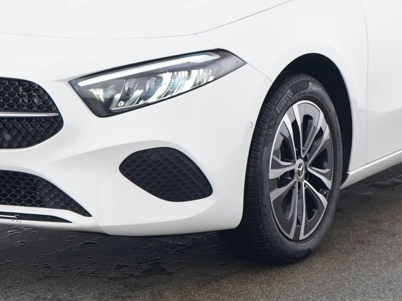 Fahrzeugabbildung Mercedes-Benz A 250 e Progressive *Totwinkel*360°*LED*Kamera*