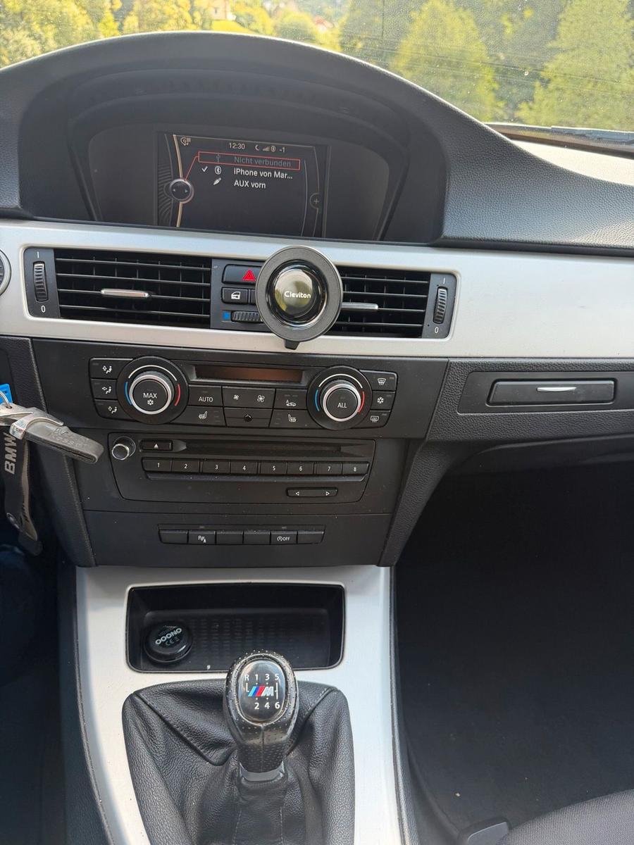 BMW 320 2012 — photo 12