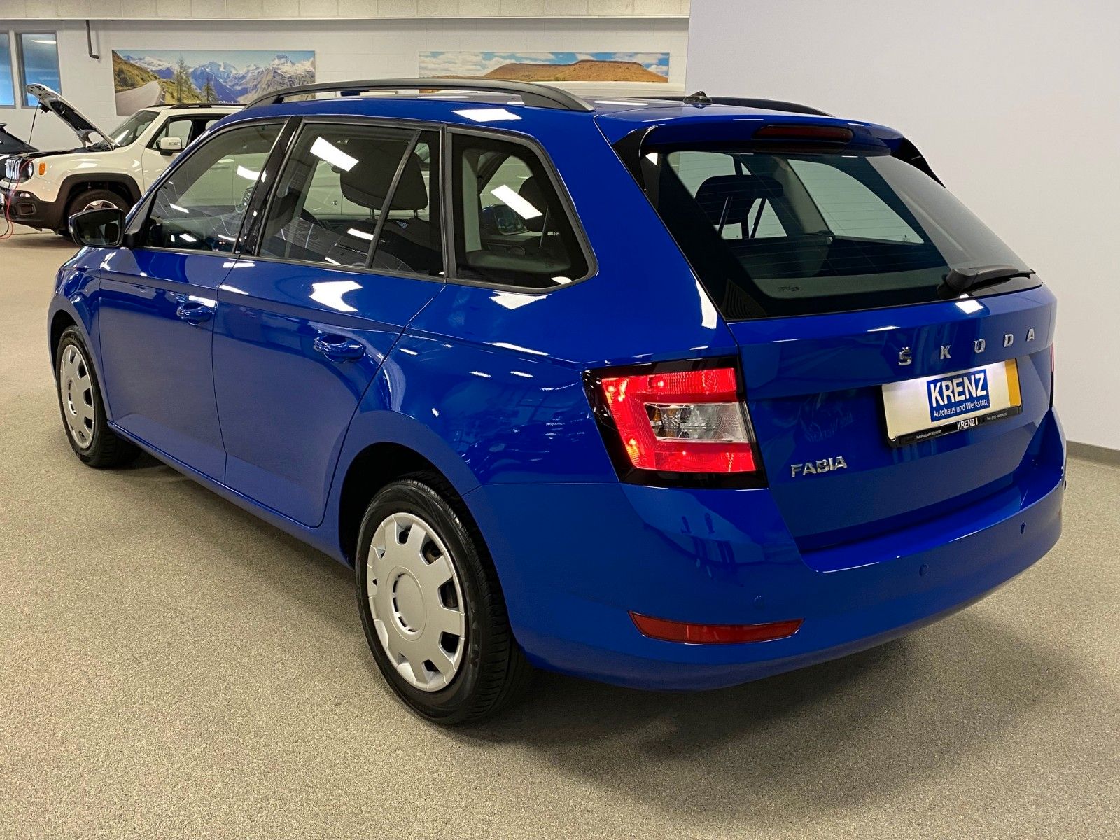Fahrzeugabbildung SKODA Fabia 1.0 TSI Active Combi+KLIMA+GARANTIE+PDC+BC