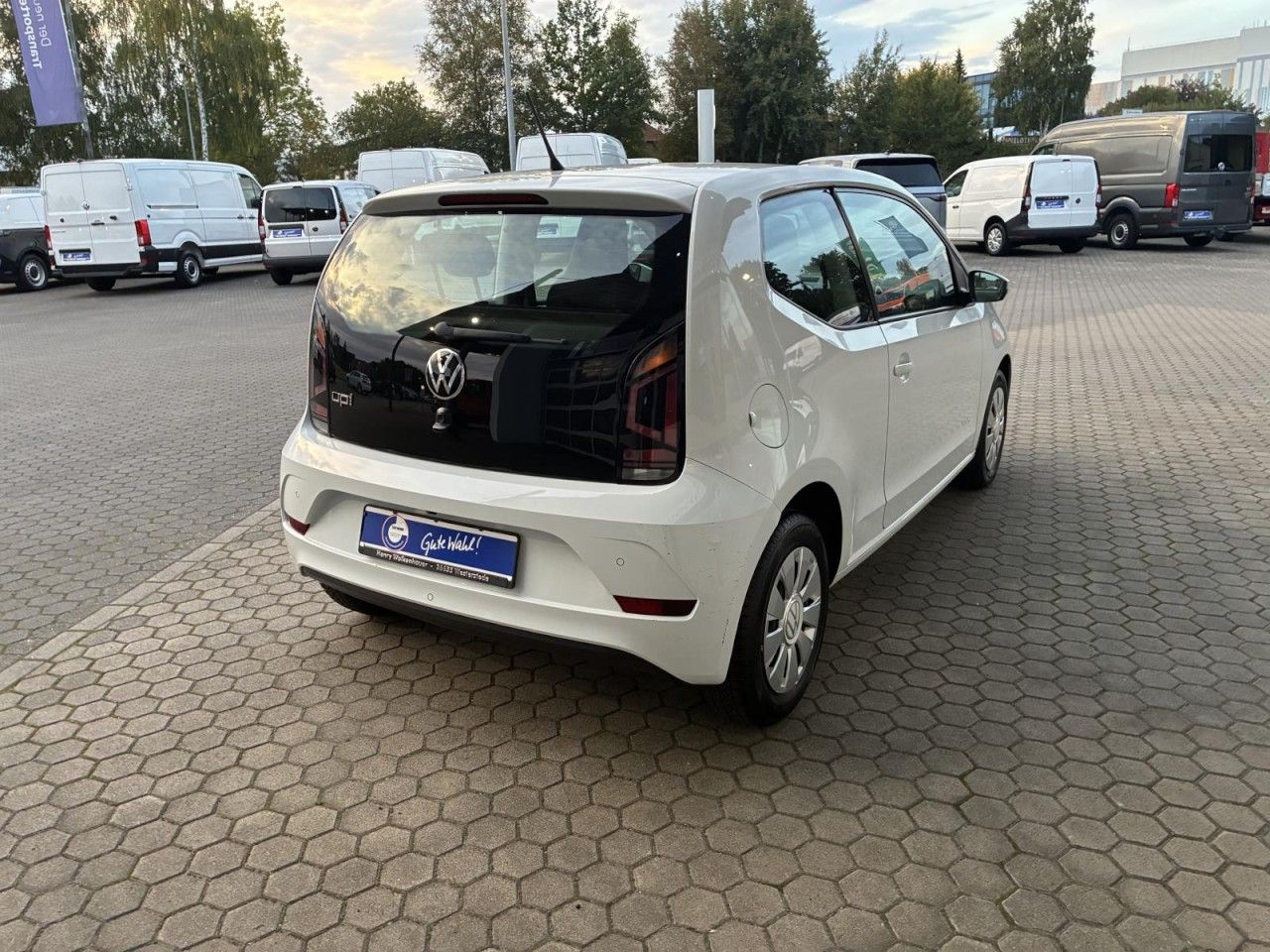 Volkswagen up! - Bild 3