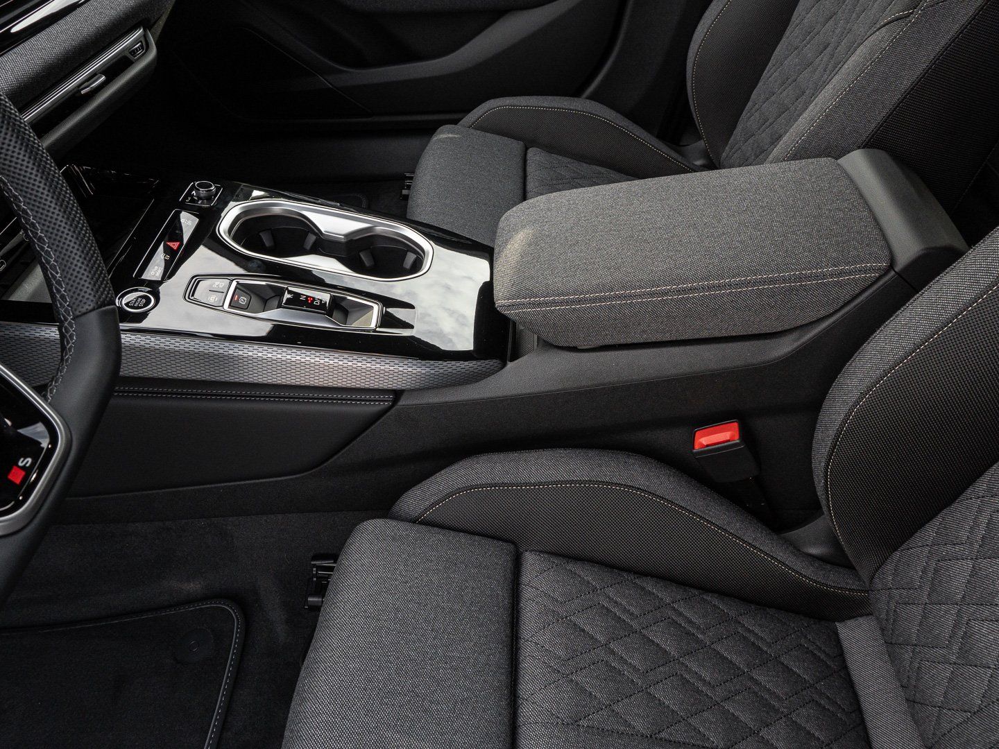 Audi A6 - Bild 12