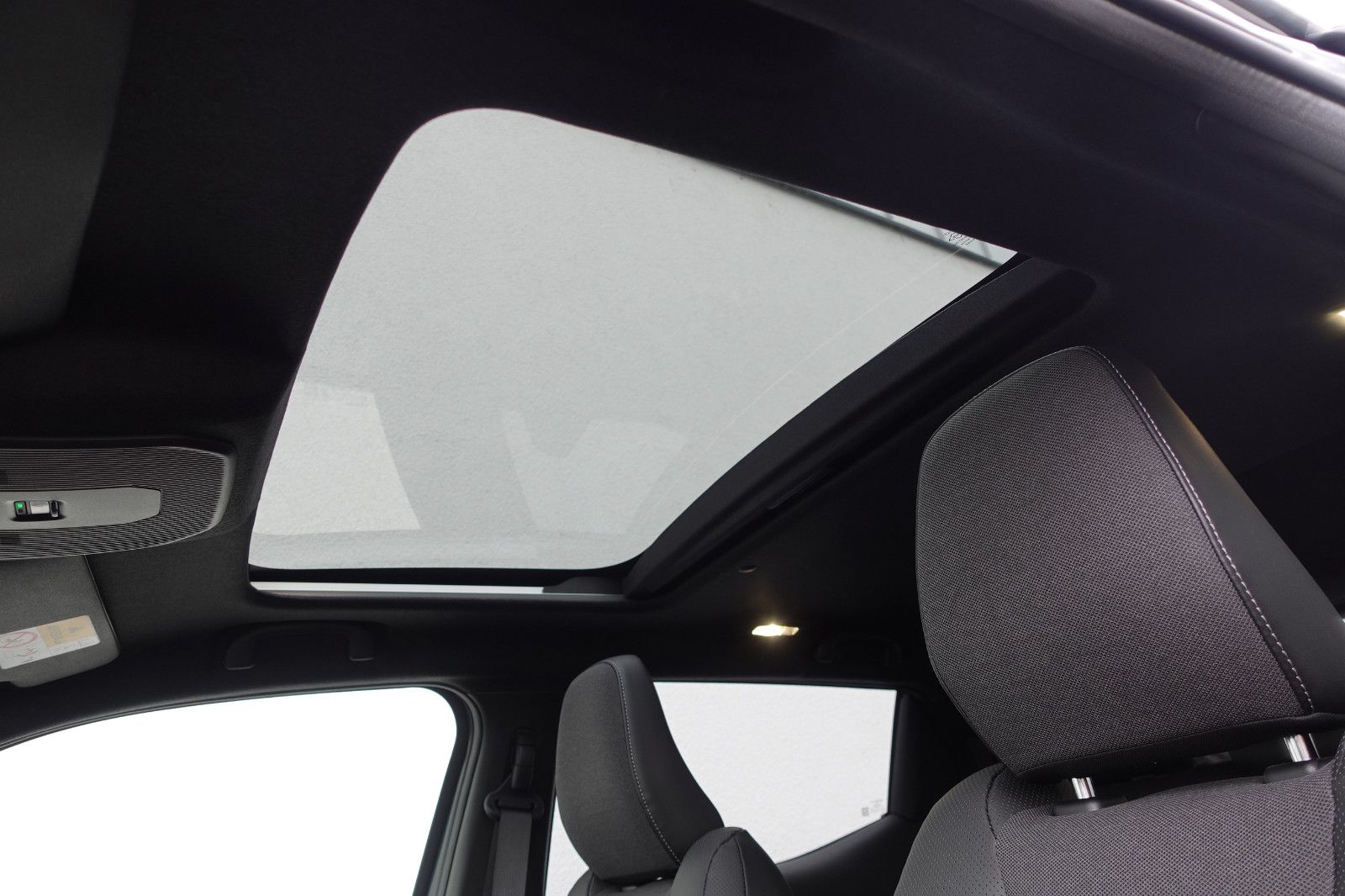 Fahrzeugabbildung Suzuki e Vitara 61kWh Comfort+ Allgrip,Navi,Pano,Kamera