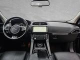 Jaguar F-Pace 30d AWD Automatikgetriebe R-Sport - Jaguar: Sport
