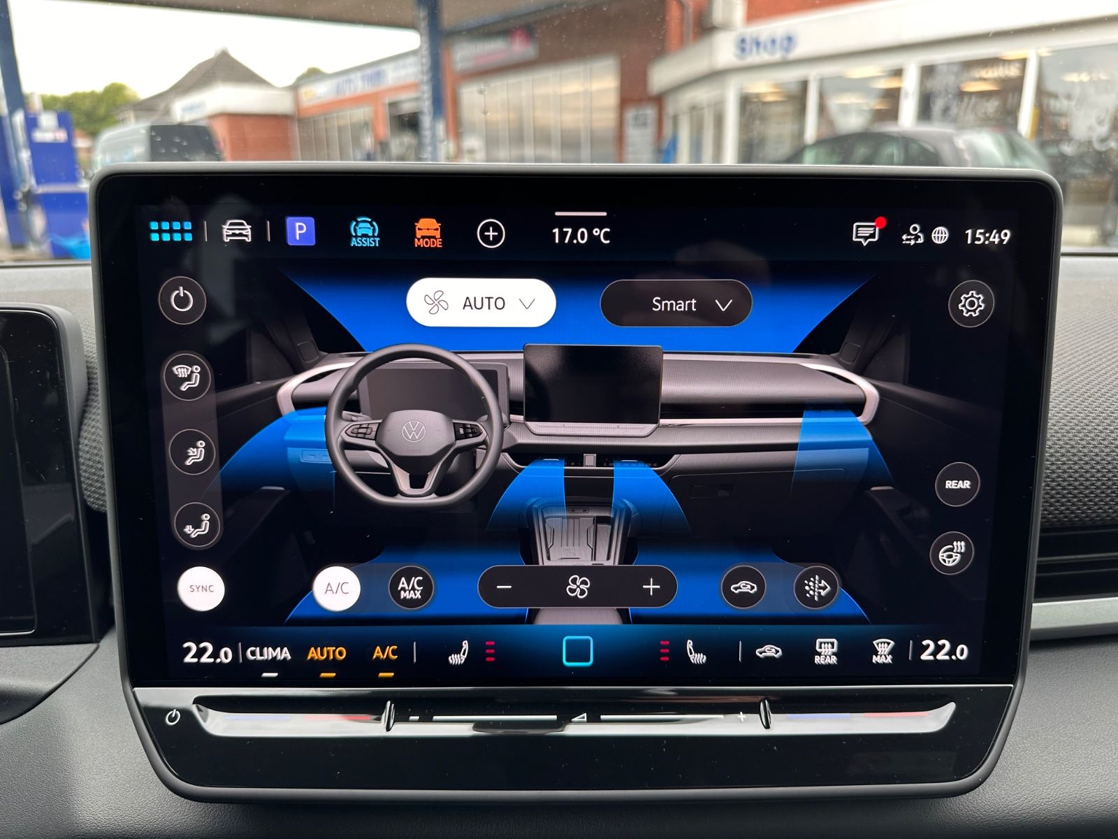 Fahrzeugabbildung Volkswagen T-Roc R Line 1.5 eTSI DSG APP/ACC/AHK/LED/eHeck