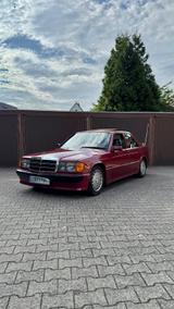 Mercedes-Benz 190e 2.3 Sportline - Mercedes-Benz 190 mit Benzin-Antrieb: Limousine, 190e Sportline