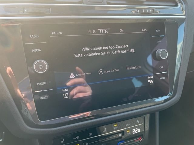 Tiguan 2.0 TDI DSG ACTIVE NAVI AHK LED Kamera Te