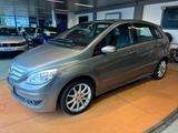 Mercedes-Benz B 170 /75TKM/SHZ/PDC/Allwetter/Navi - graue Mercedes-Benz B 170