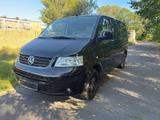 Volkswagen T5 Multivan 1.9 Diesel - Volkswagen T5 Multivan mit Diesel-Antrieb: Kleinbus, 1.9