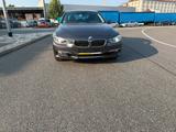 BMW f 30 2.0i Benzin - BMW 320: F30
