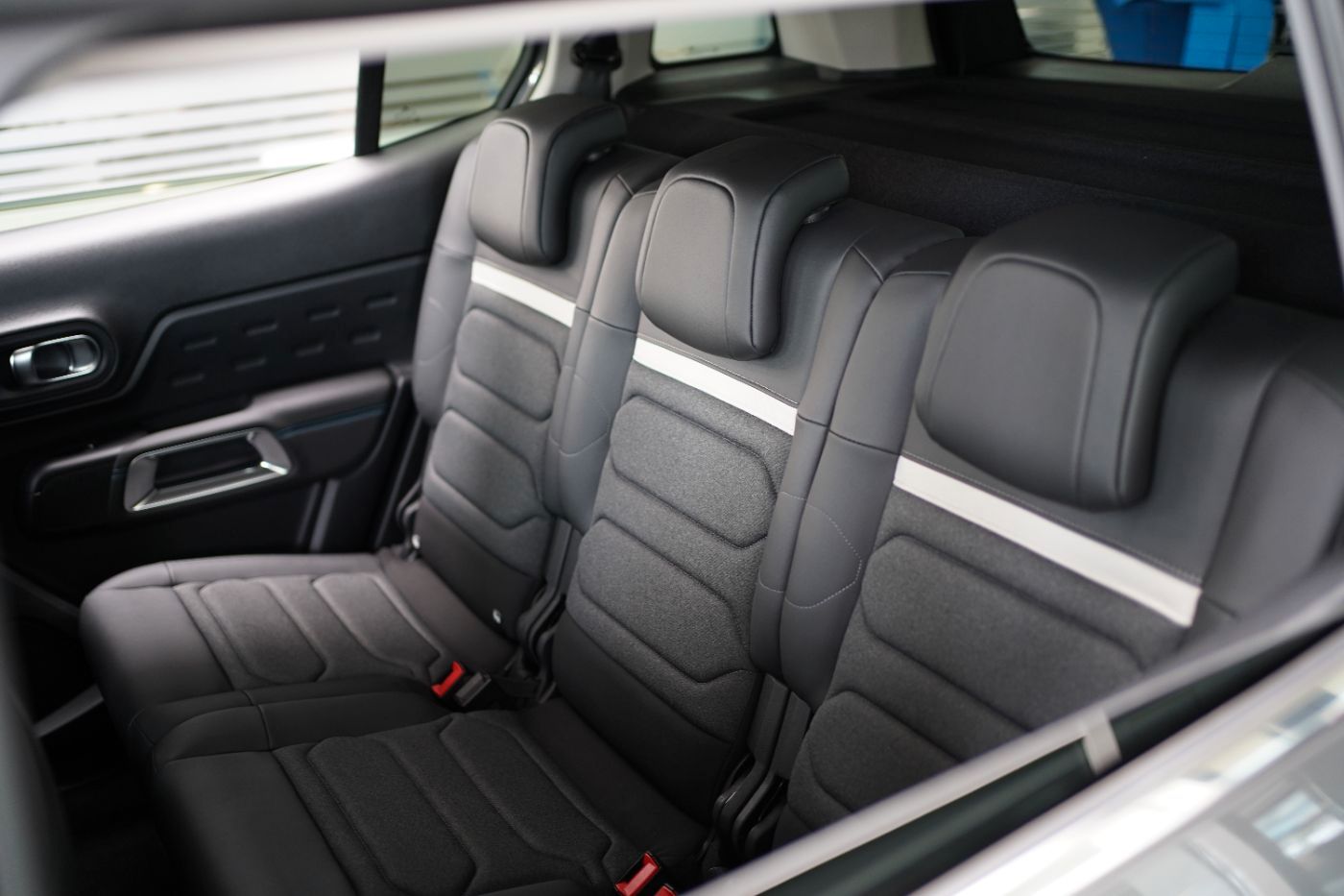 Fahrzeugabbildung Citroën C5 Aircross Hybrid 145 Plus e-DCS6 Automatik Nav
