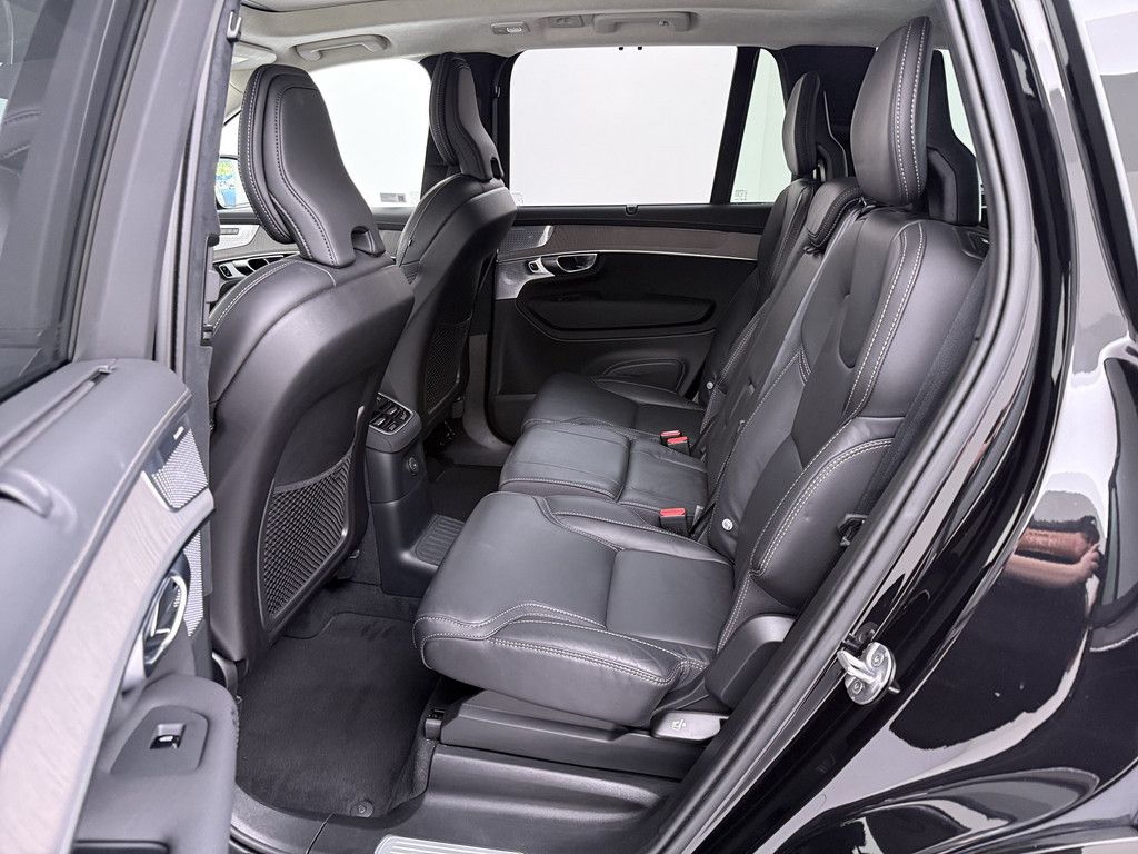 Volvo XC90 T8 AWD Ultra Dark Recharge Plug-In Hybrid foto 14