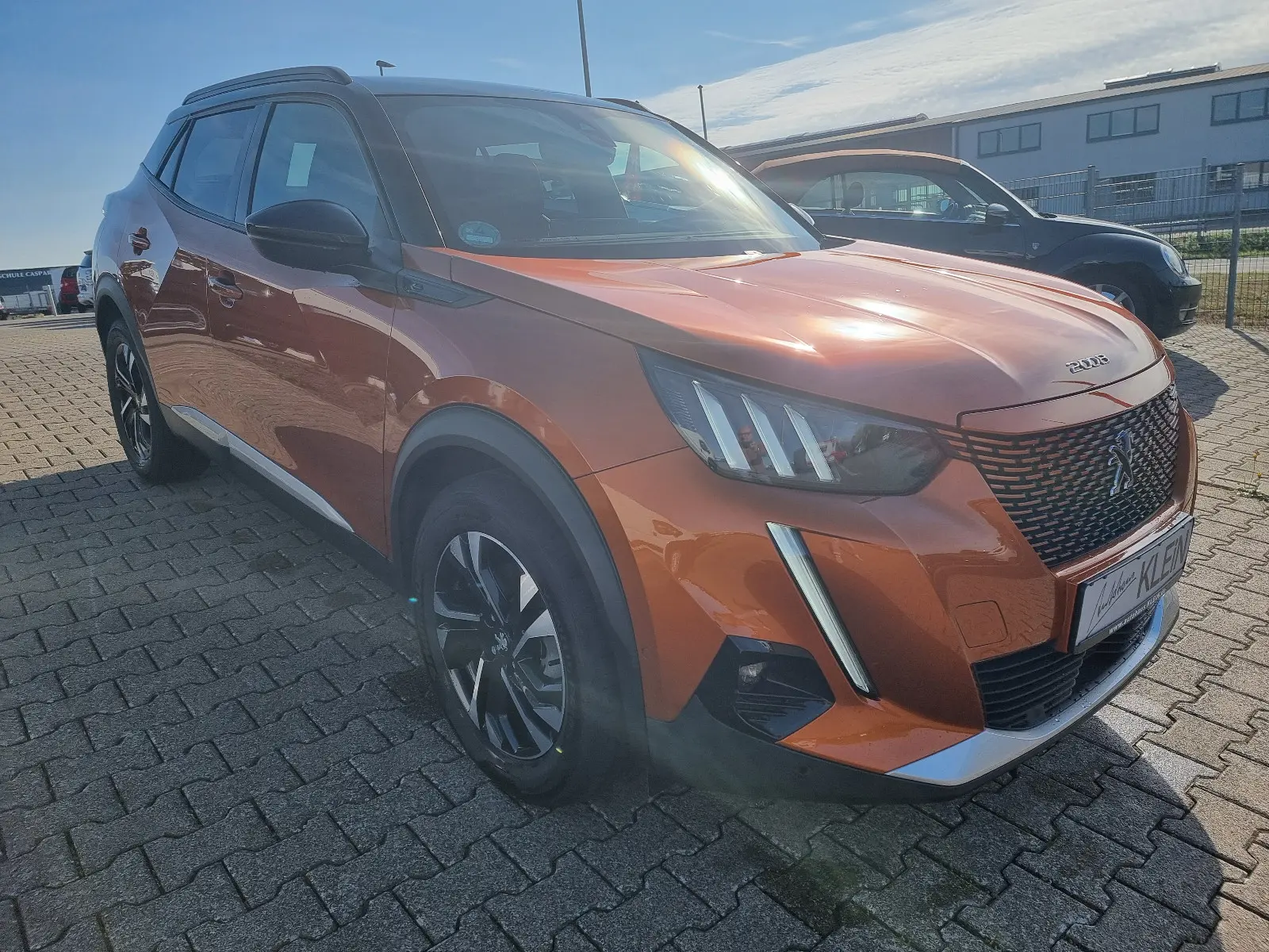 Peugeot e-2008 GT-Line -KLIMA-NAVI-CARPLAY-SHZ-CAM-LEDER