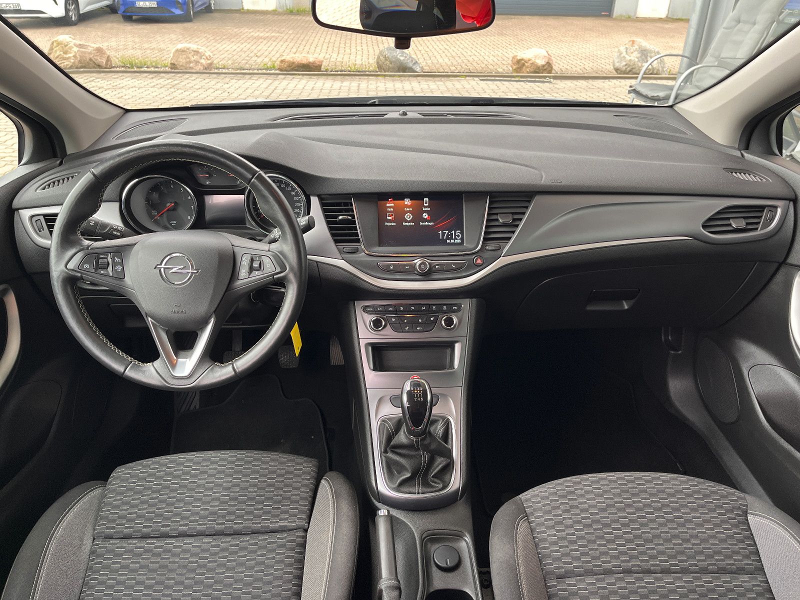 Fahrzeugabbildung Opel Astra K Sports Tourer Edition Start/Stop