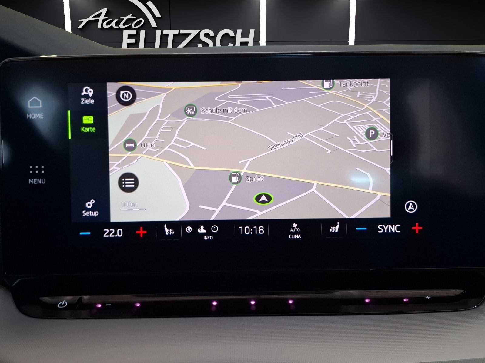 Fahrzeugabbildung SKODA Octavia Combi TDI Style DSG LED Navi HUD PDC SH